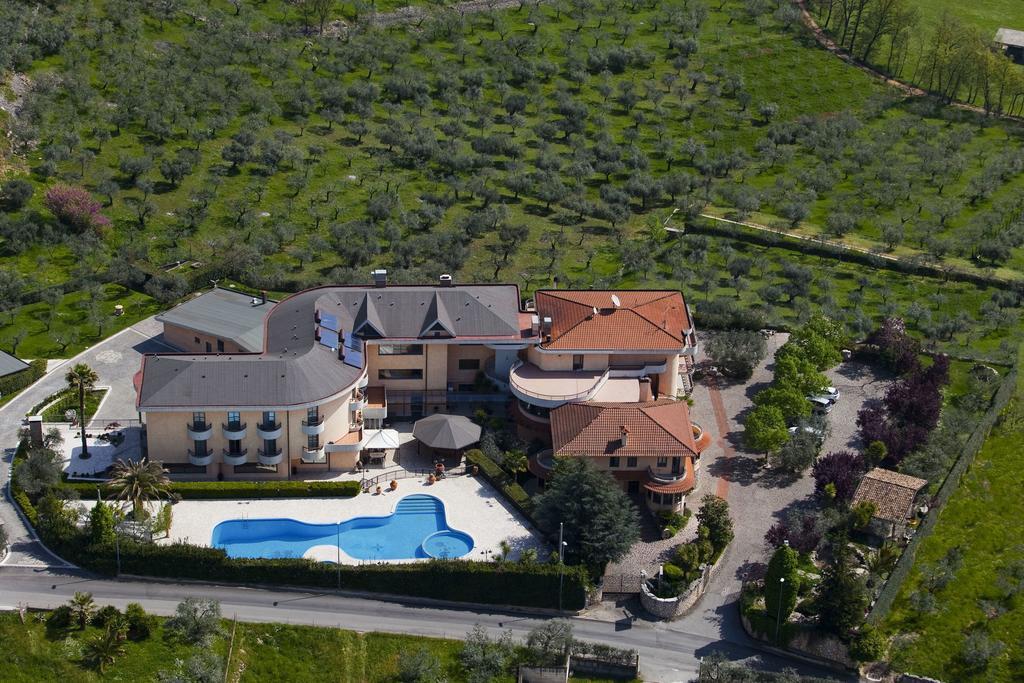 Albergo Ristorante Uliveto Veroli Exterior photo